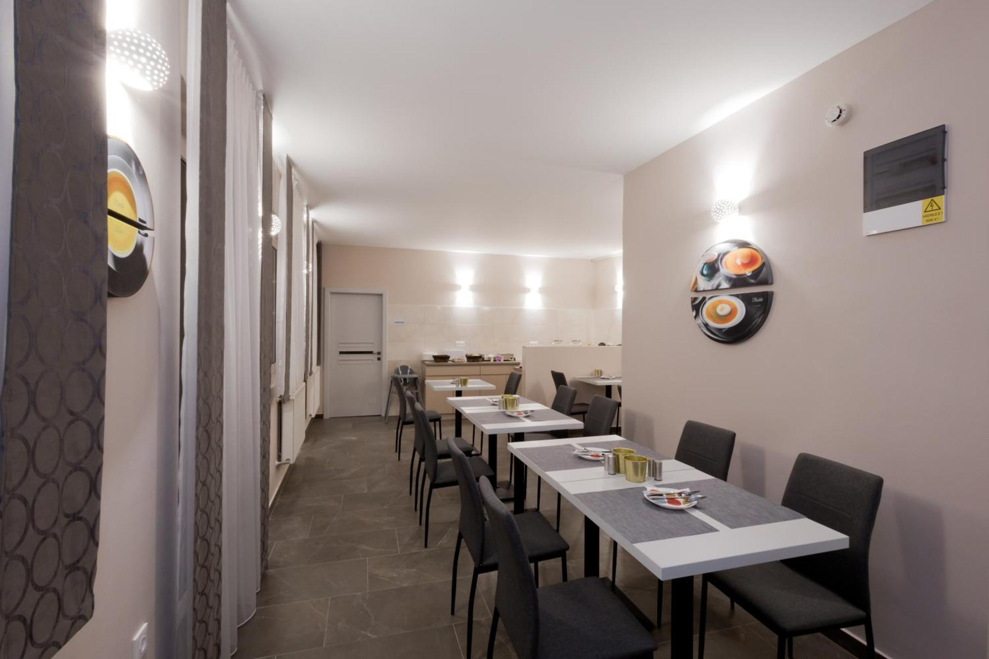Bubble Hotel Es Rendezvenykoezpont Zalaegerszeg Εξωτερικό φωτογραφία